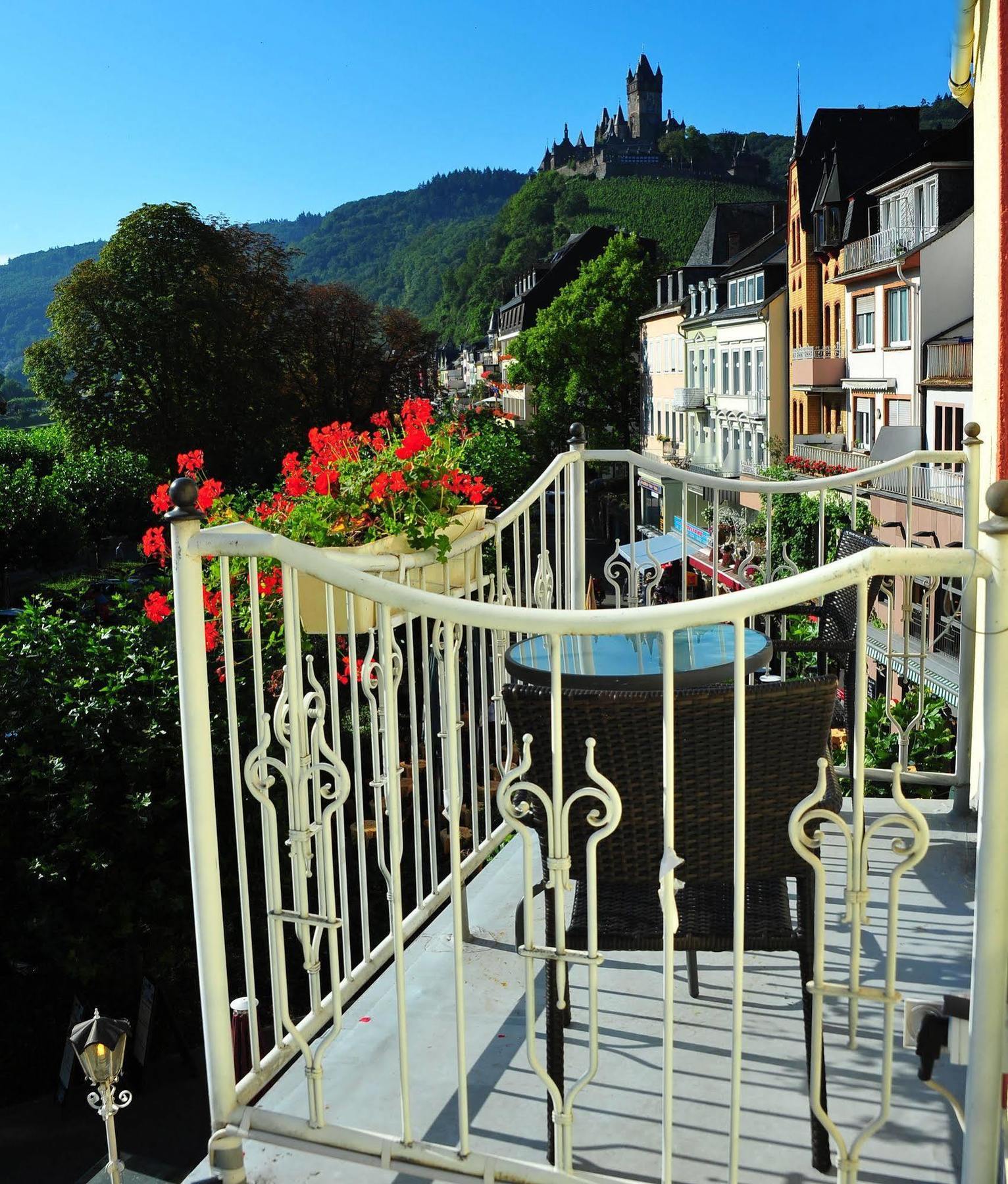 Hotel Germania Cochem Ngoại thất bức ảnh